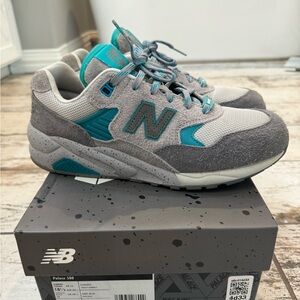 Palace X New Balance men’s sz 10.5